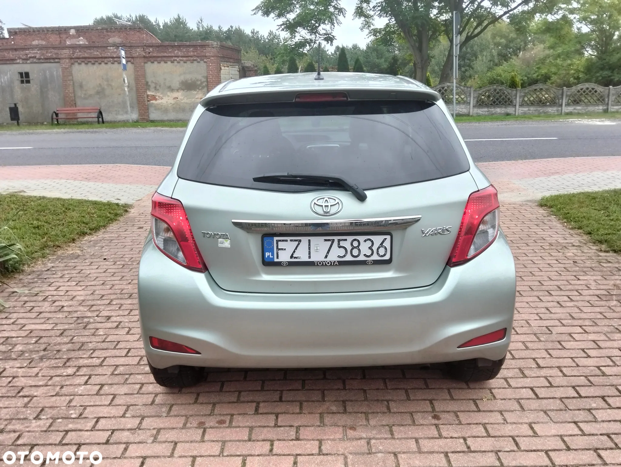 Toyota Yaris 1.33 Sol MM - 4
