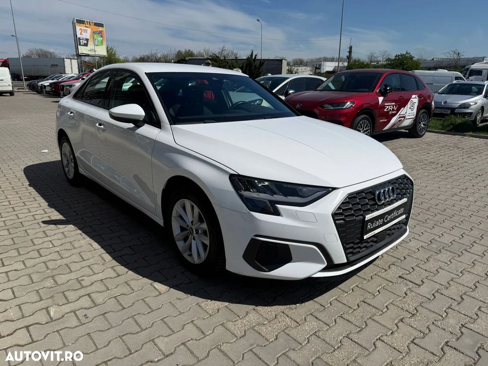 Audi A3 2.0 30 TDI Advanced - 5