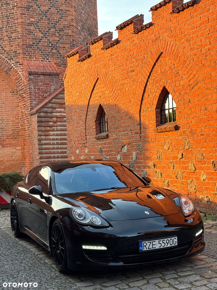 Porsche Panamera 4S - 2