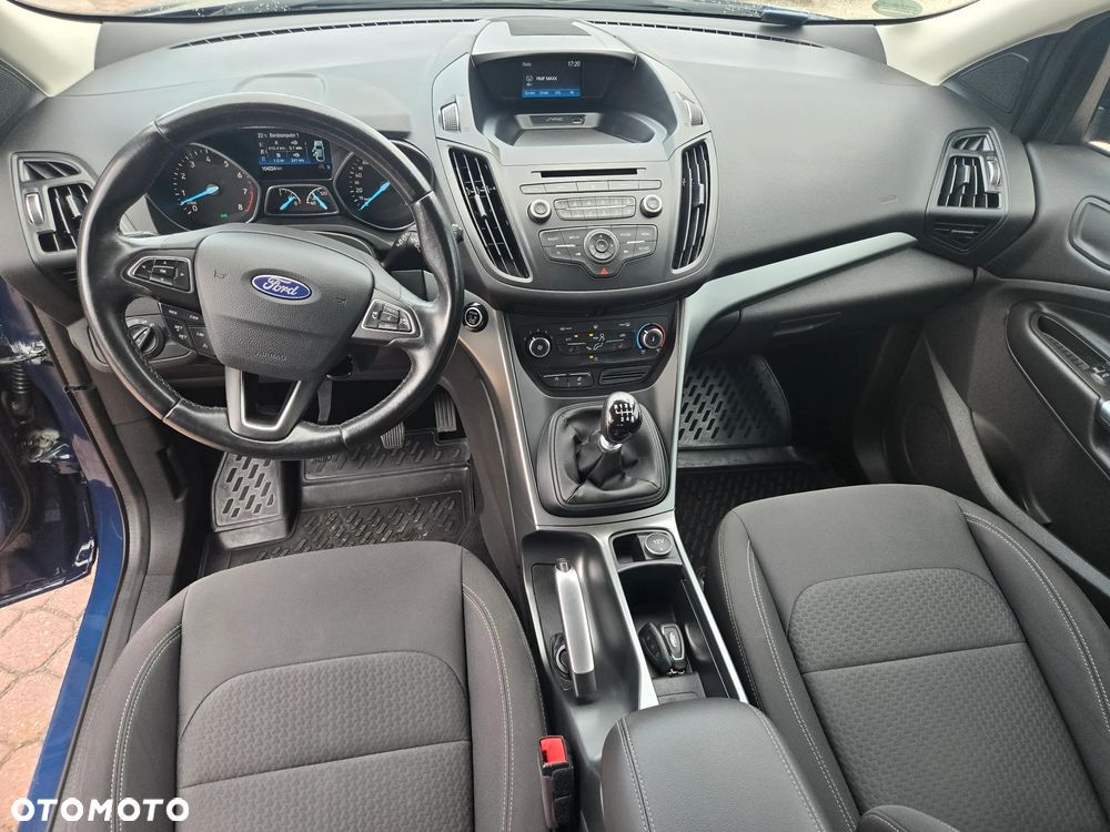 Ford Kuga 1.5 EcoBoost 2x4 Cool & Connect - 16
