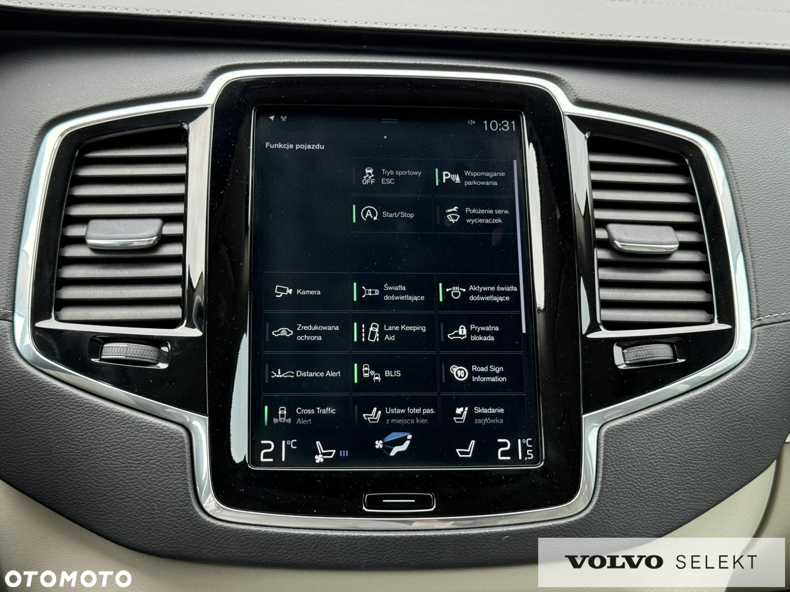 Volvo XC 90 - 25