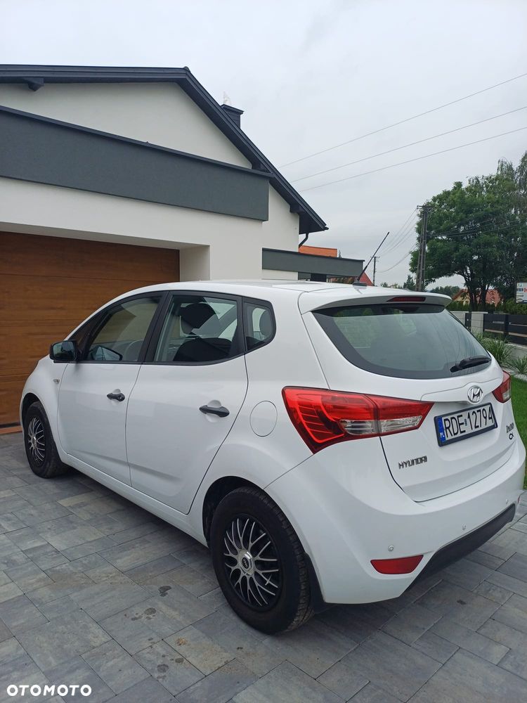 Hyundai ix20 1.4 Comfort - 4