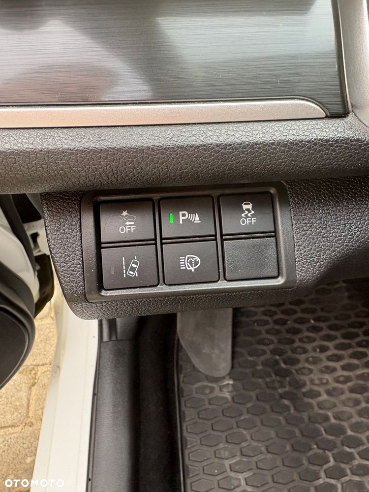 Honda Civic 1.5 T Executive CVT - 21
