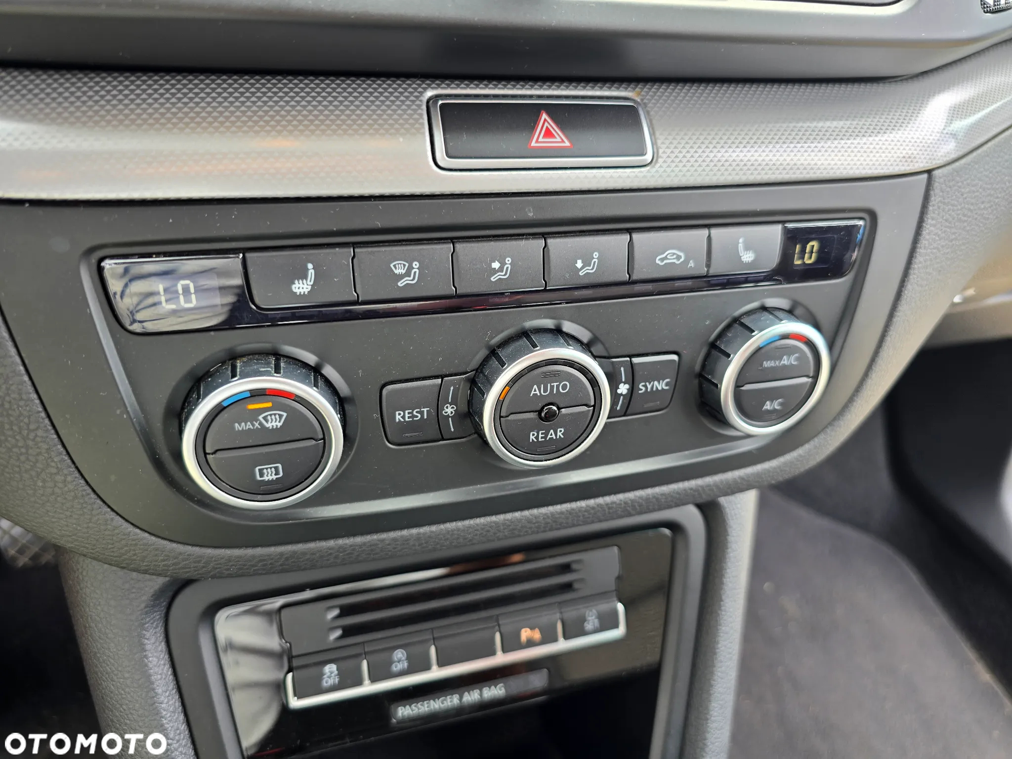 Volkswagen Sharan - 33