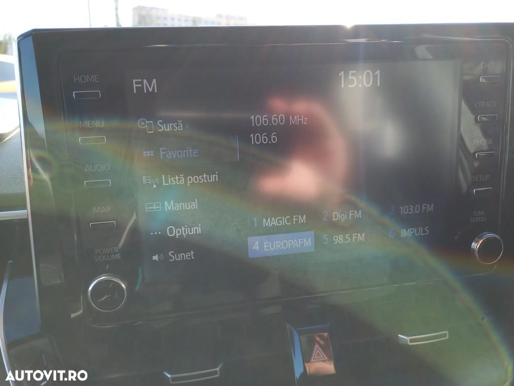 Toyota Corolla 1.8 HSD Dynamic - 25