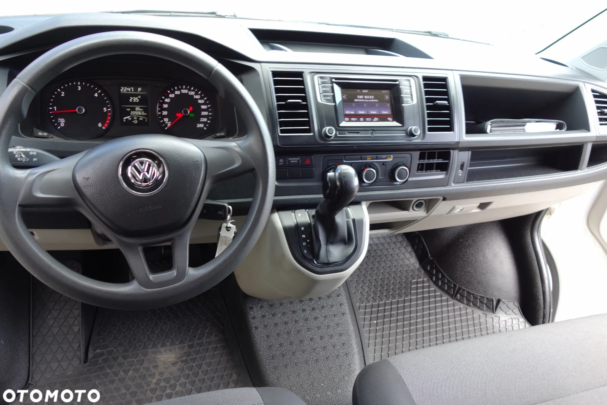 Volkswagen Transporter Gwarancja 12 mies. T6  Automat Long 2.0 TDI 150 KM Klima Webasto - 19