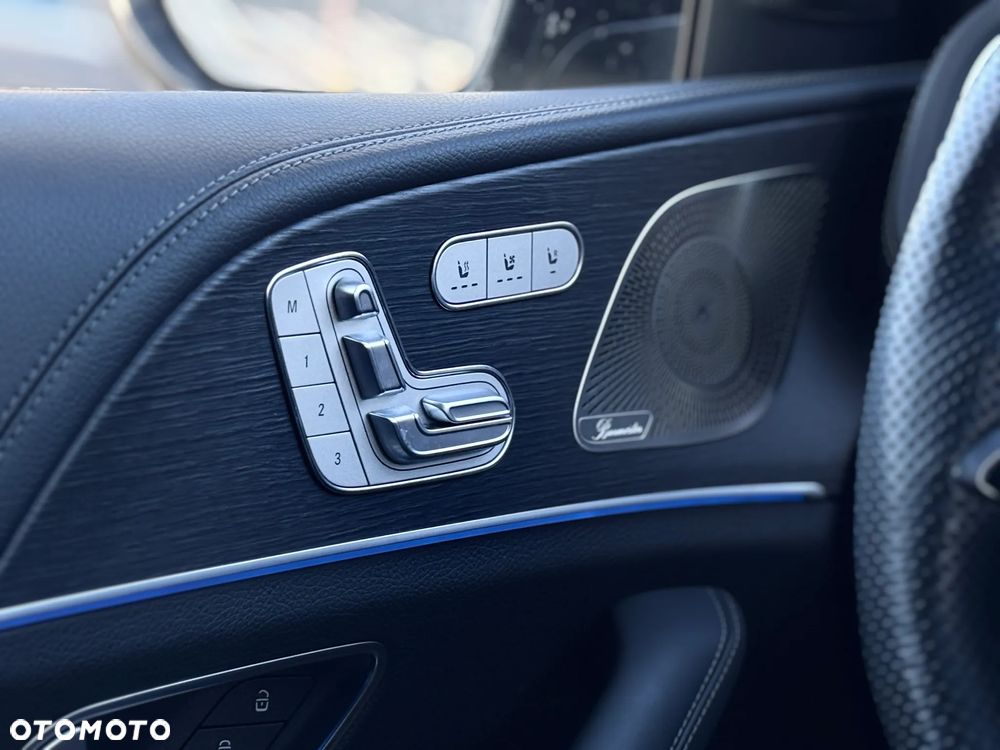 Mercedes-Benz GLE - 24