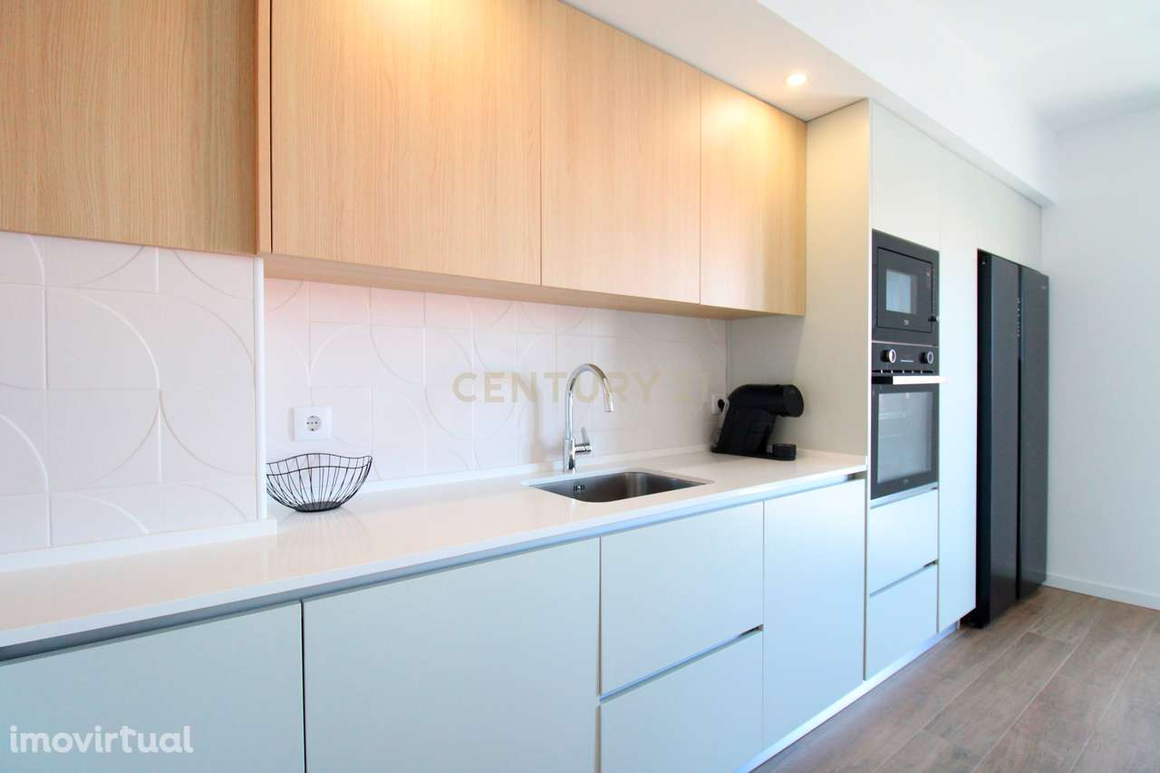 Apartamento em estado novo, T3 Duplex em Pinhal Novo, Palmela - 233.55 - Grande imagem: 3/55