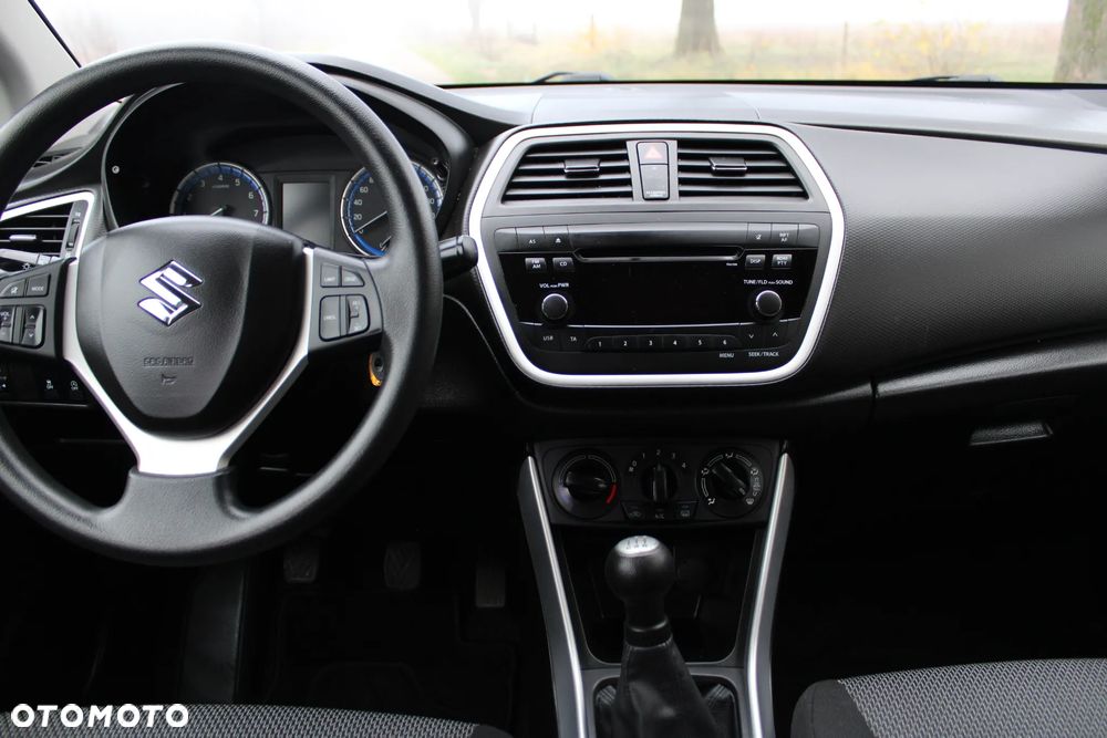 Suzuki SX4 - 12