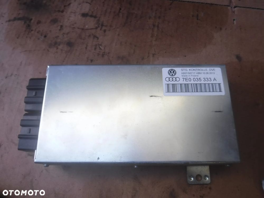 Vw T5 Lift T6 multivan caravelle wzmacniacz 7E0035333A - 1