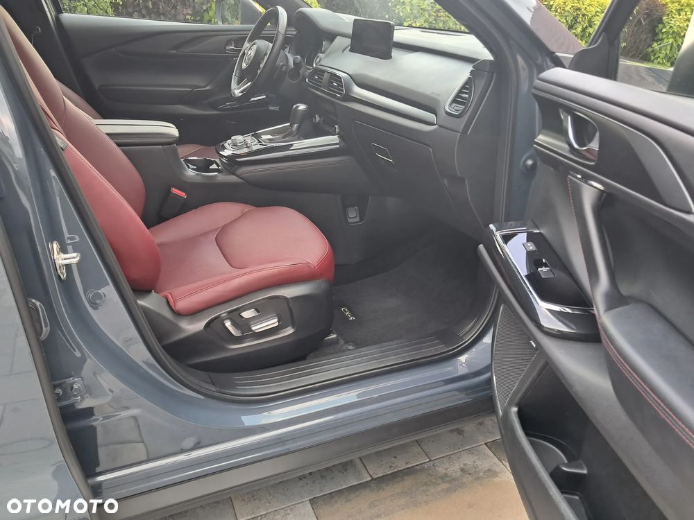 Mazda CX-9 - 16
