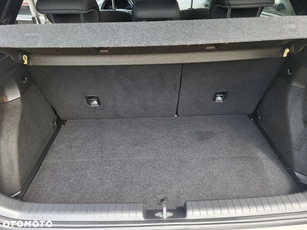 Hyundai i20 1.4 Comfort - 26