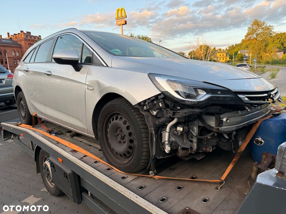 Opel Astra 1.6 D (CDTI) Automatik Innovation - 1