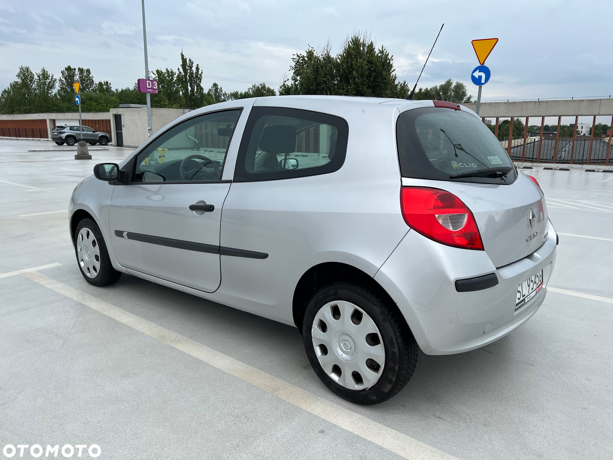 Renault Clio - 7