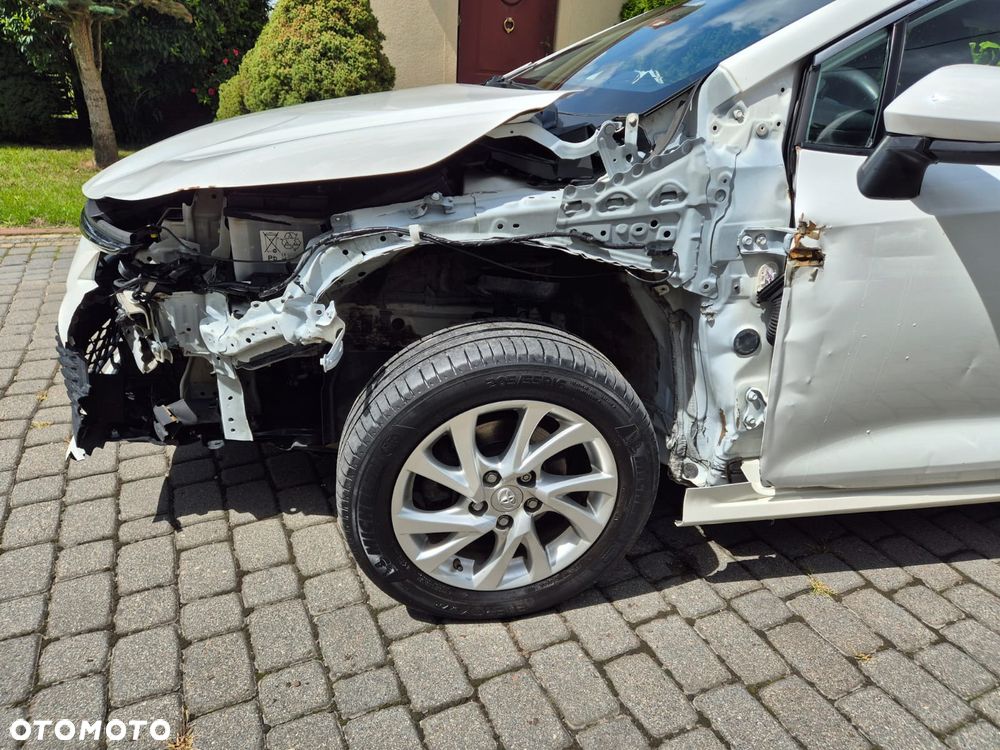 Toyota Corolla 1.8 Hybrid Comfort - 15