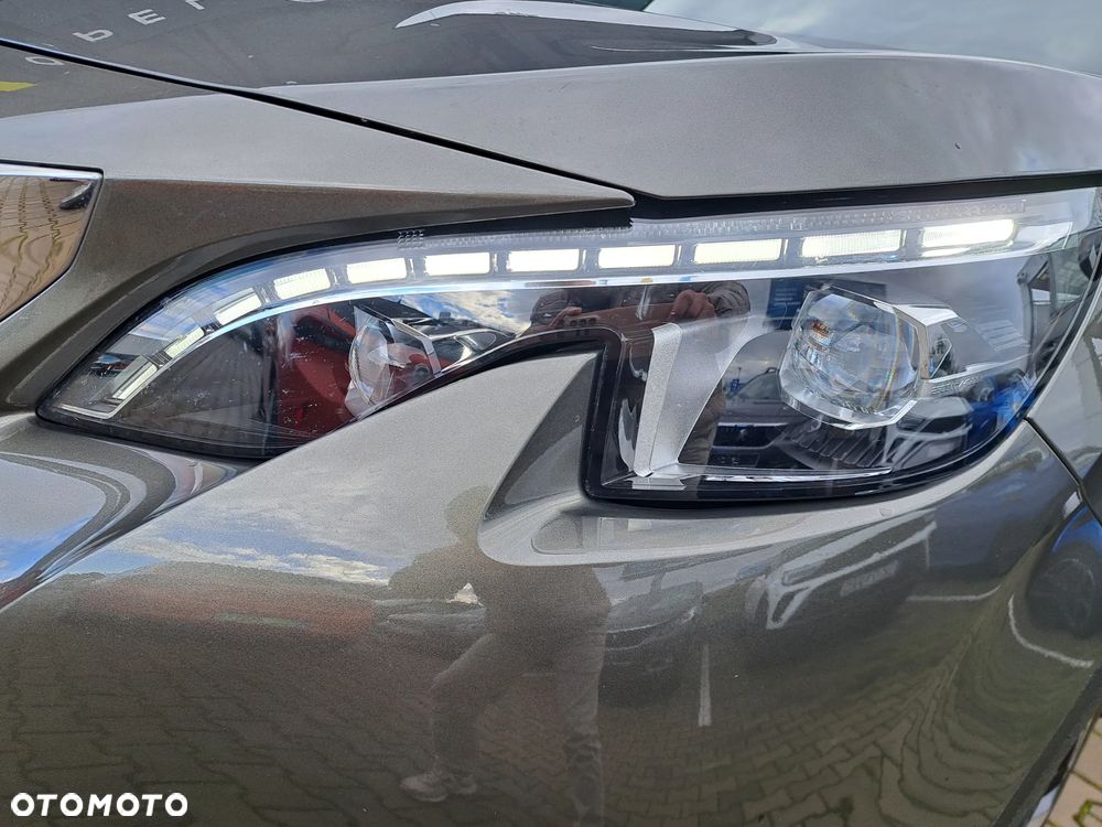 Peugeot 3008 1.2 PureTech Allure S&S - 20