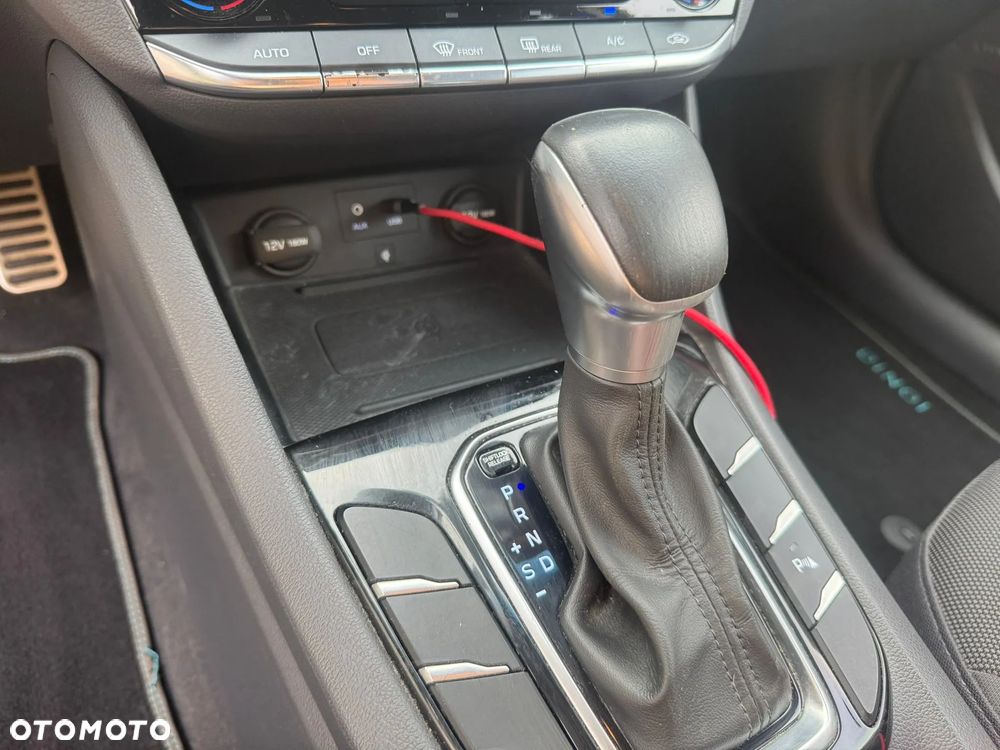Hyundai IONIQ 1.6 GDI Style - 11