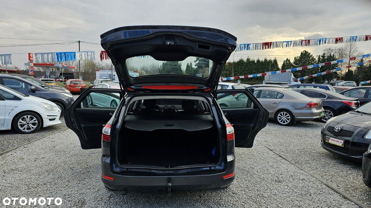 Ford Mondeo - 18