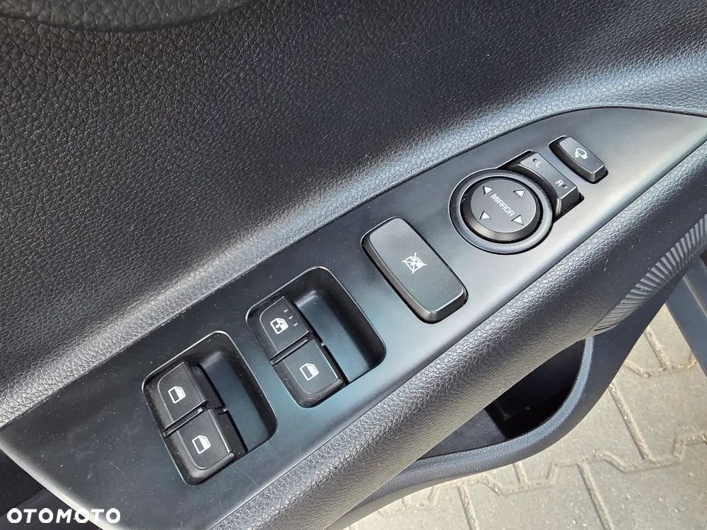 Kia Stonic 1.4 Spirit - 25