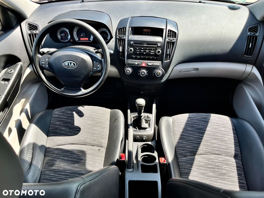 Kia Ceed 1.4 CVVT LX Basis - 16