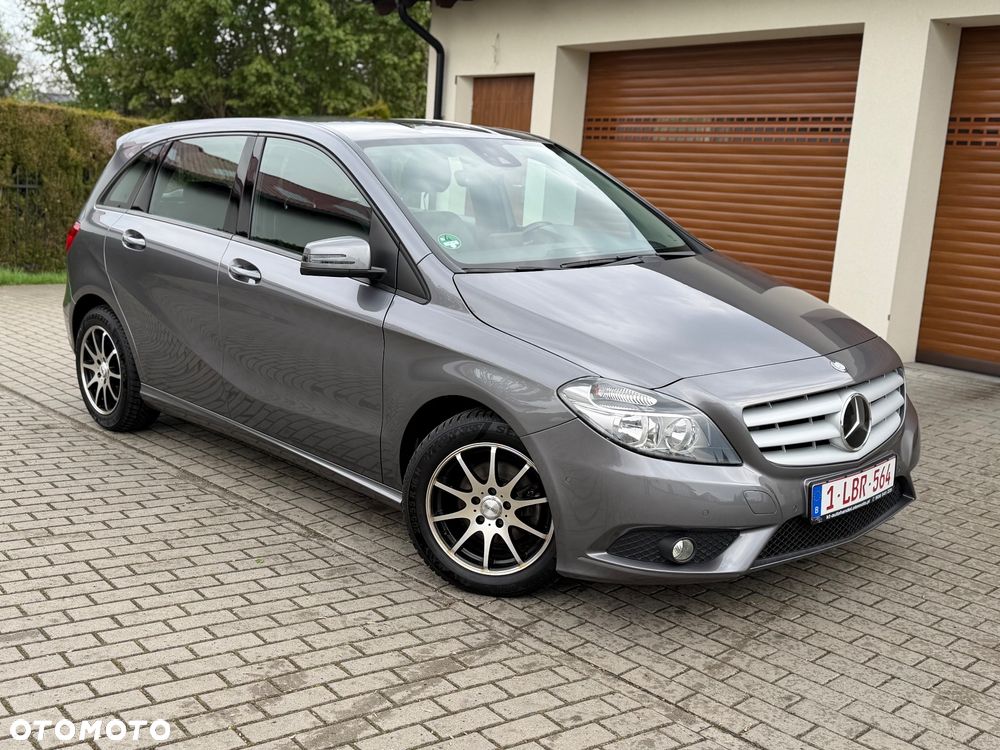 Mercedes-Benz Klasa B 180 7G-DCT Edition