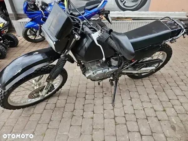 Suzuki DR - 2