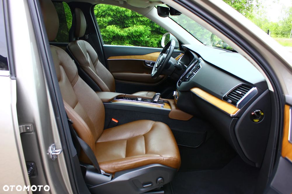 Volvo XC 90 B5 D AWD Momentum Pro 7os - 40