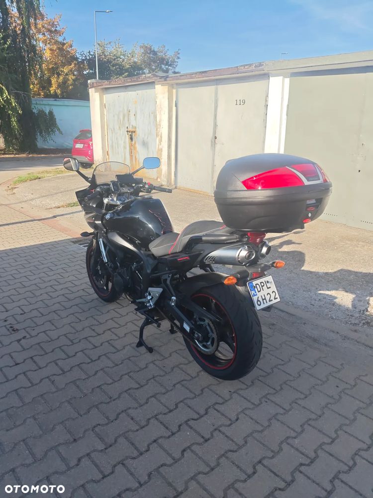 Yamaha FZ6