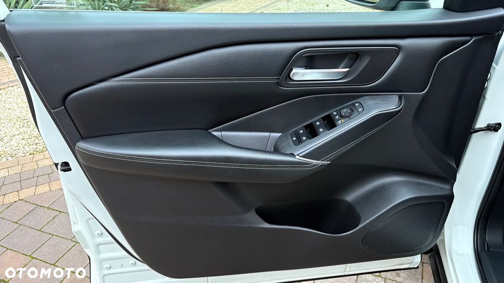 Nissan Qashqai 1.3 DIG-T N-CONNECTA - 35