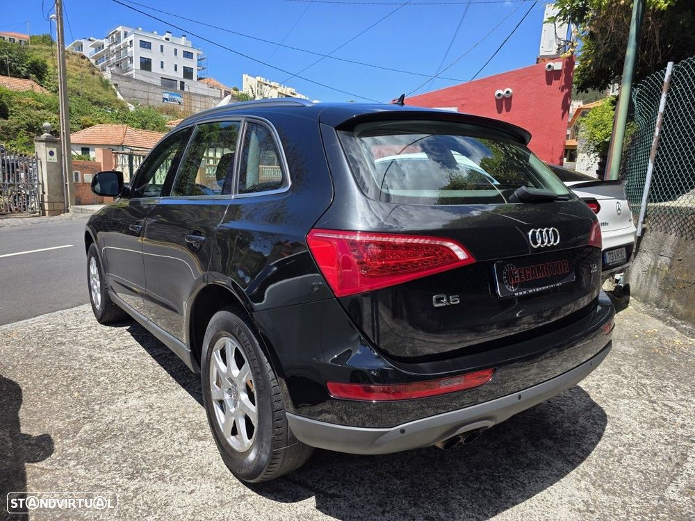 Audi Q5 2.0 TDI Advance - 4