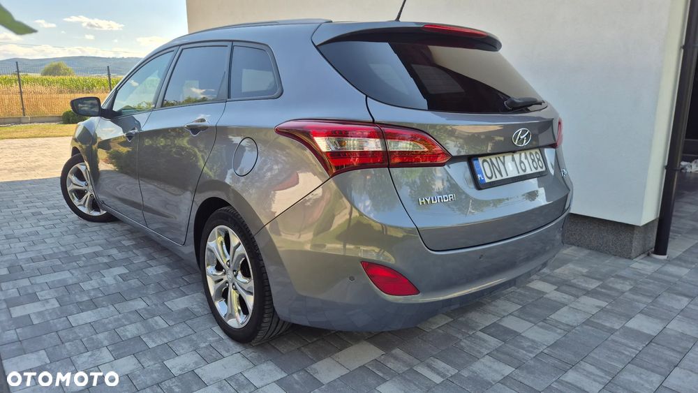 Hyundai i30 1.6 CRDi BlueDrive Go - 4
