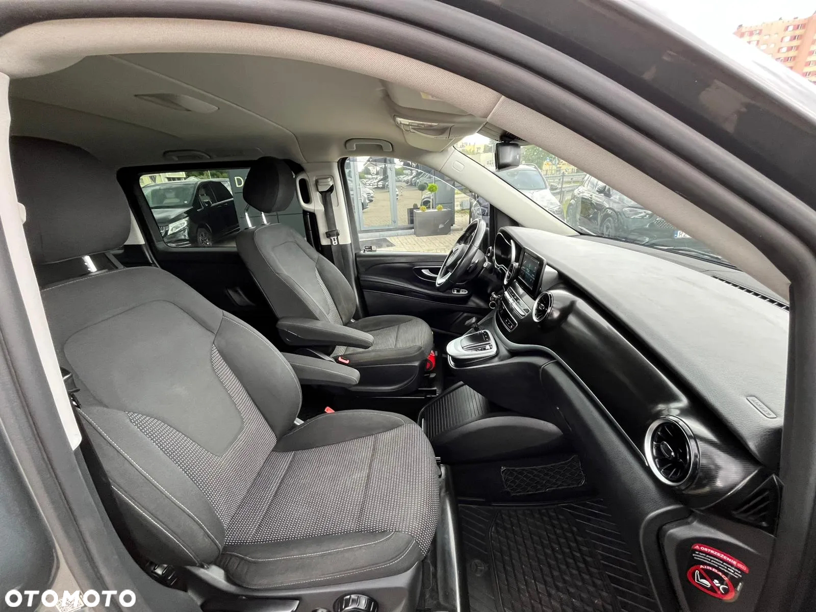 Mercedes-Benz Klasa V 220 d 4-Matic 9G-Tronic (d³ugi) - 15