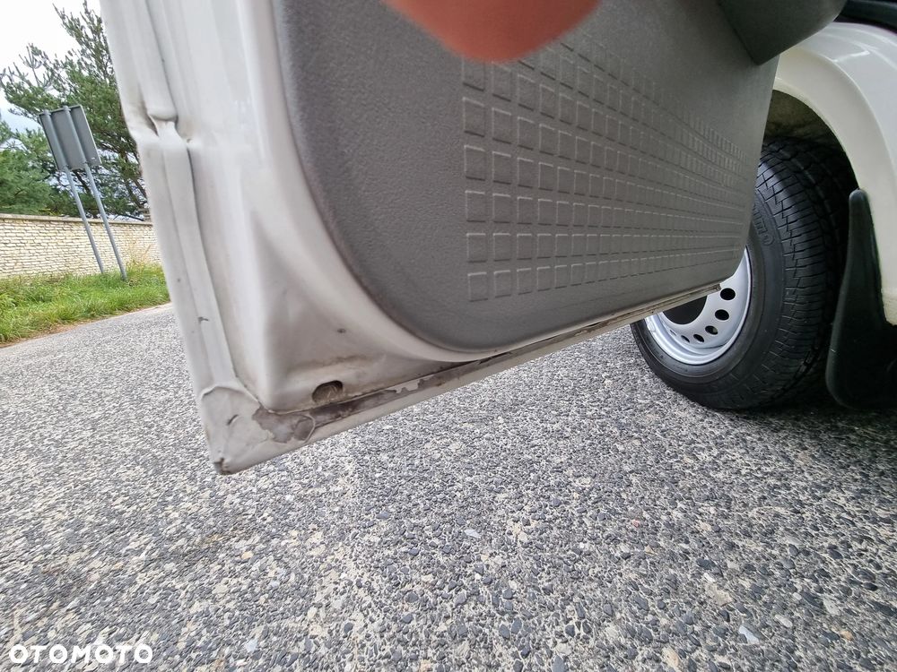 Volkswagen Transporter Mixt - 31