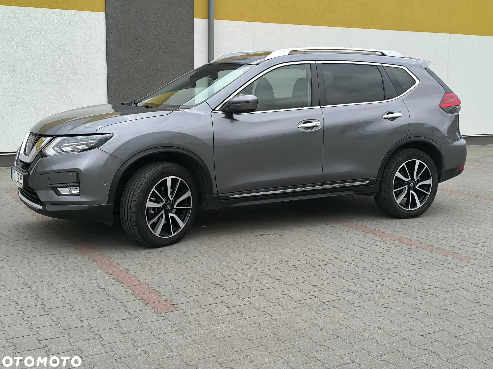 Nissan X-Trail 2.0 dCi Tekna 4WD - 2