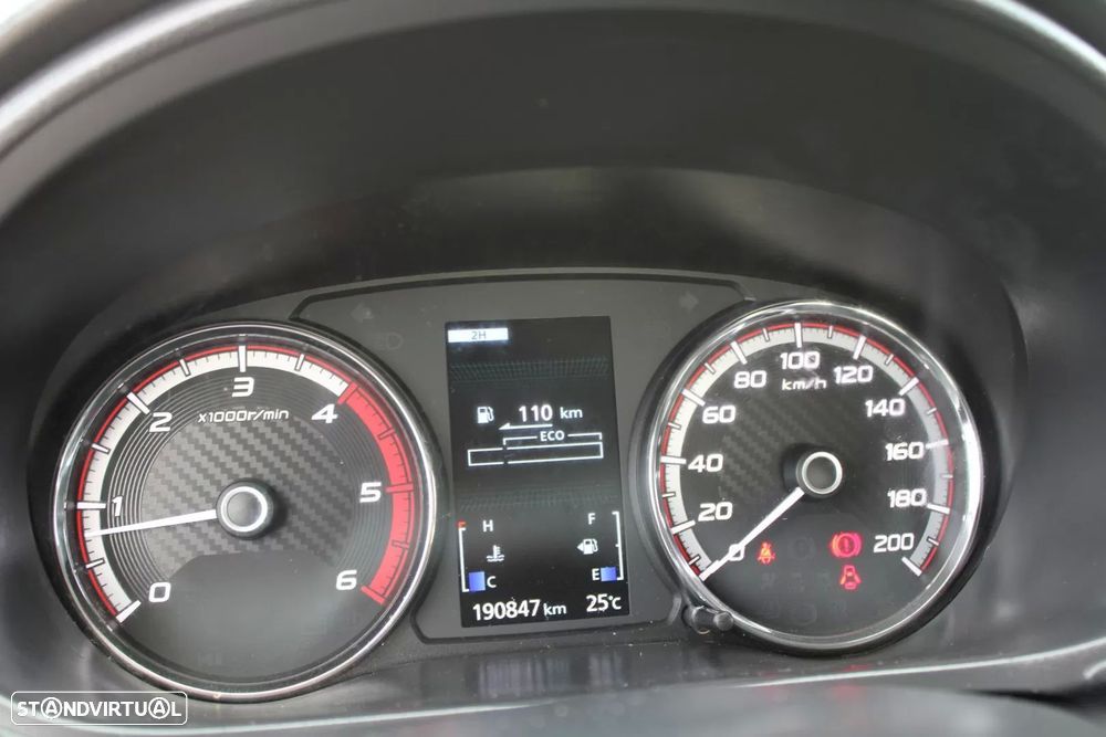 Mitsubishi L200 2.3 DI-D Space Cab Invite 4WD - 21