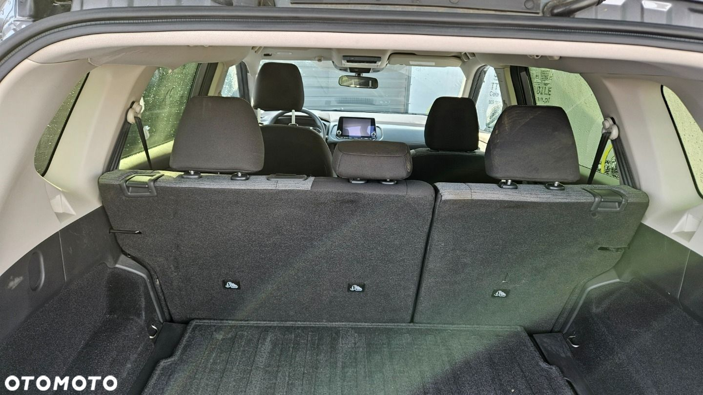 Nissan Rogue - 27