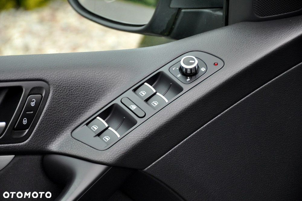 Volkswagen Tiguan - 37