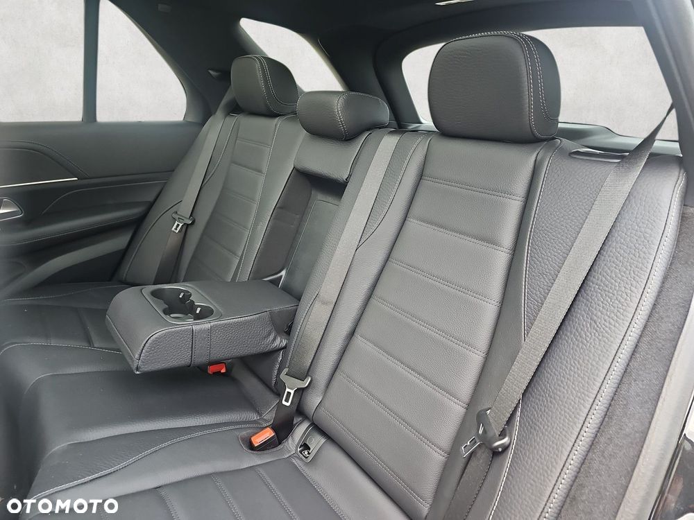 Mercedes-Benz GLE - 12