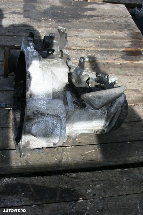 Cutie Viteze Vw Polo Seat ibiza Skoda fabia 1.9 TDi Motor ATD 5+1 Vite - 2