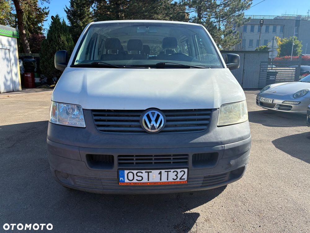 Volkswagen Transporter - 2