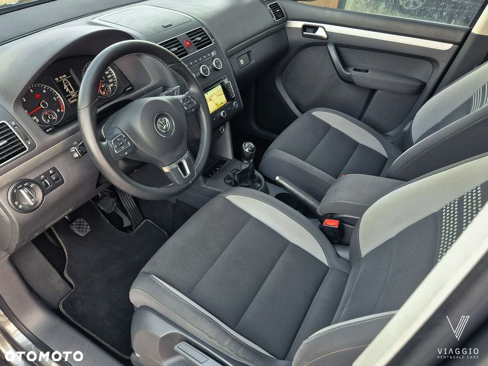 Volkswagen Touran 2.0 TDI Highline - 22