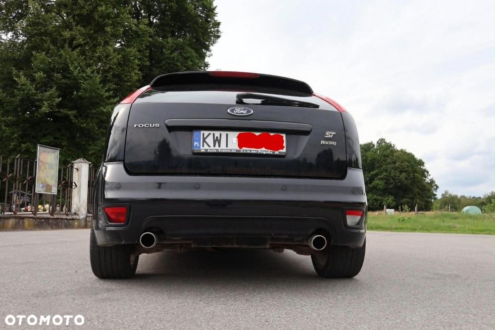 Ford Focus ST - 5