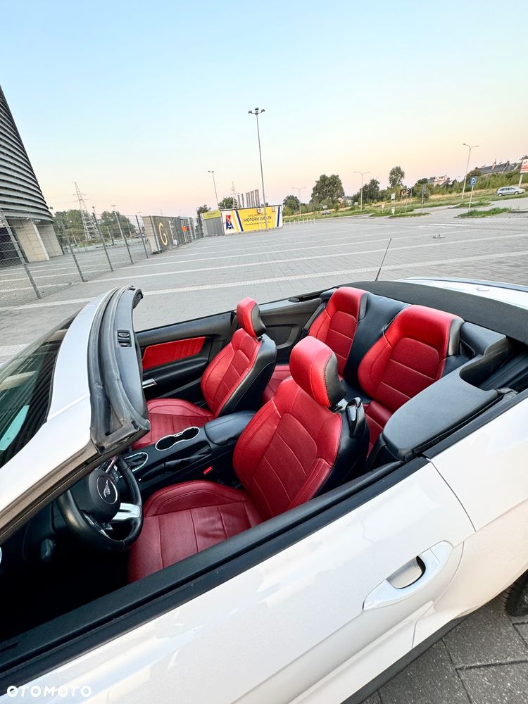 Ford Mustang 5.0 V8 GT - 9