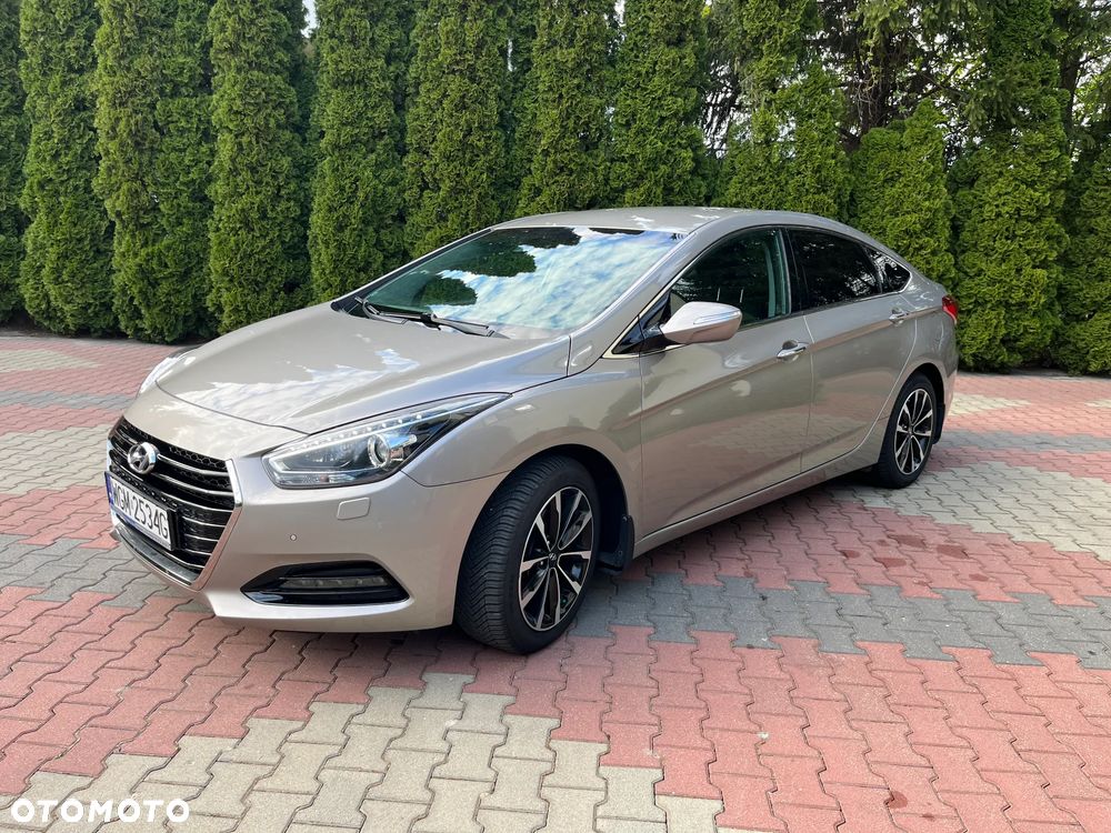 Hyundai i40 1.7 CRDi Classic DCT - 1
