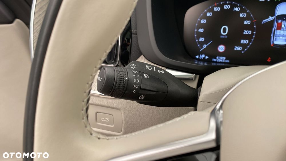 Volvo XC 60 B4 D AWD Inscription - 26
