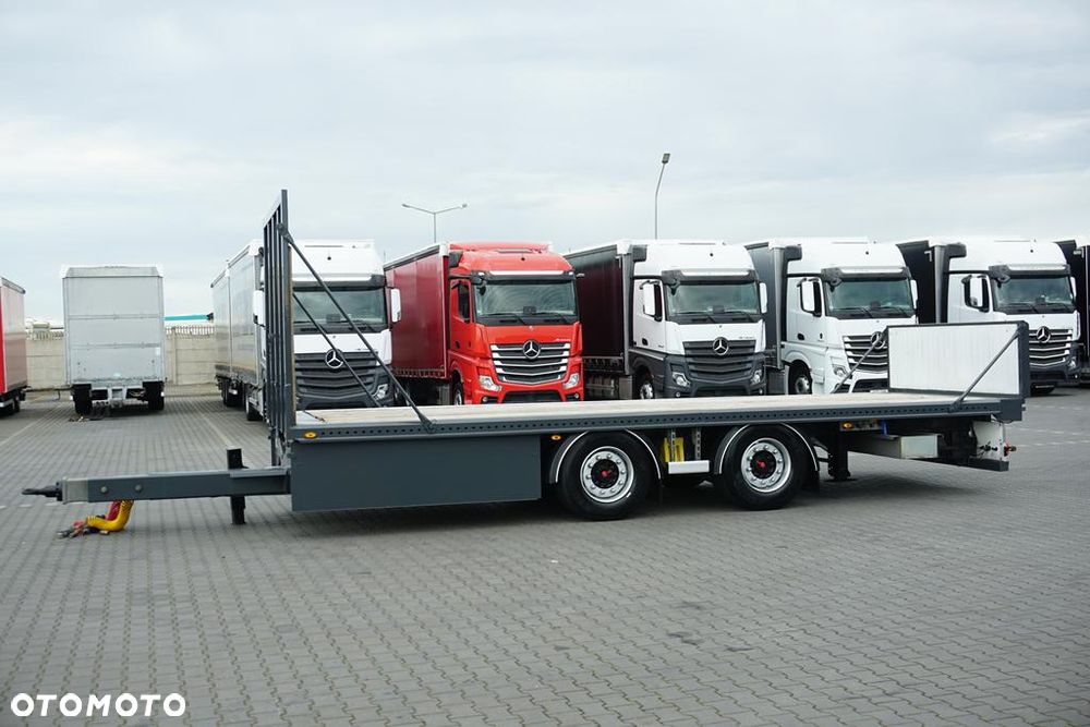 Fruehauf TANDEM / PLATFORMA / DŁ. 7,3 M - 3