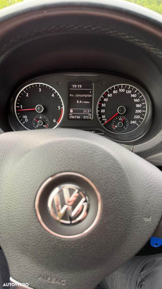 Volkswagen Amarok - 8