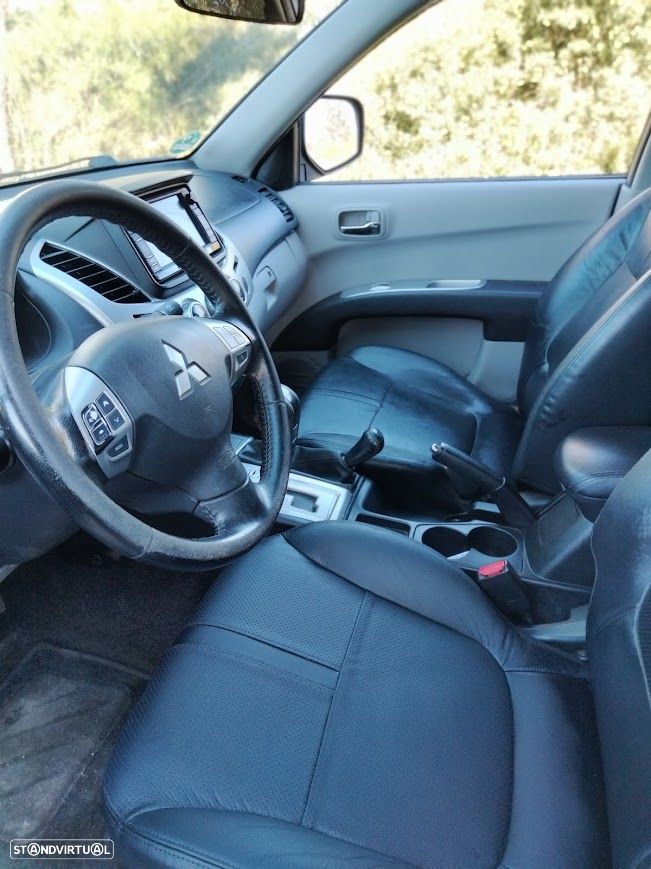 Mitsubishi L200 Pick Up 4x4 Auto DPF Intense Cabine Dupla - 16
