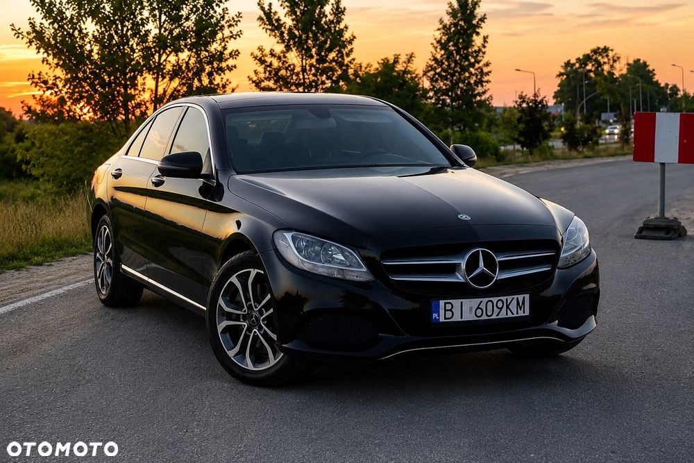 Mercedes-Benz Klasa C 300 9G-TRONIC - 1