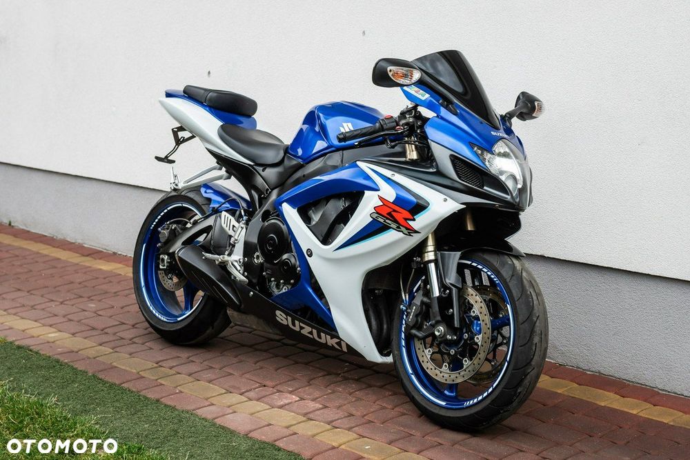 Suzuki GSX-R - 1